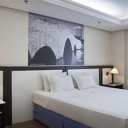 פורטו אלגרה Master Grande Hotel - Proximo Ao Palacio Do Governo מראה חיצוני תמונה