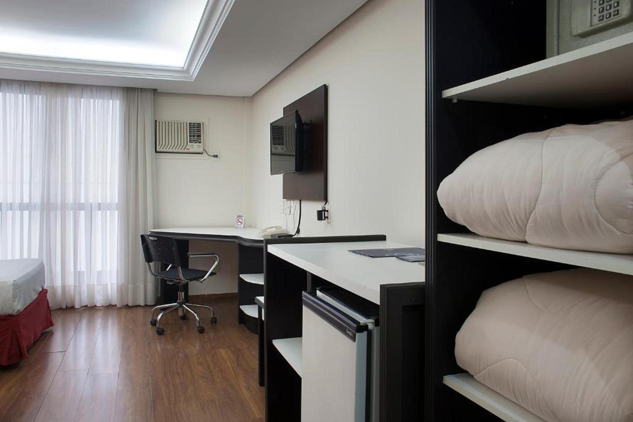 פורטו אלגרה Master Grande Hotel - Proximo Ao Palacio Do Governo מראה חיצוני תמונה