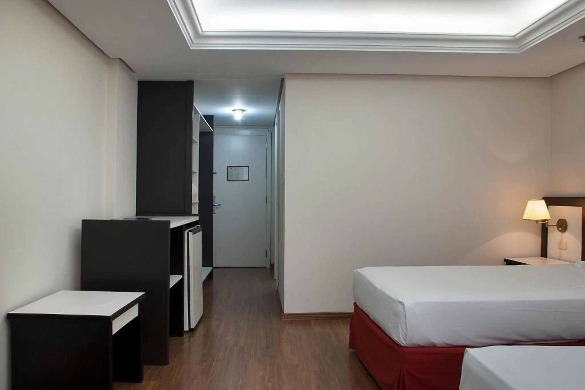 פורטו אלגרה Master Grande Hotel - Proximo Ao Palacio Do Governo מראה חיצוני תמונה