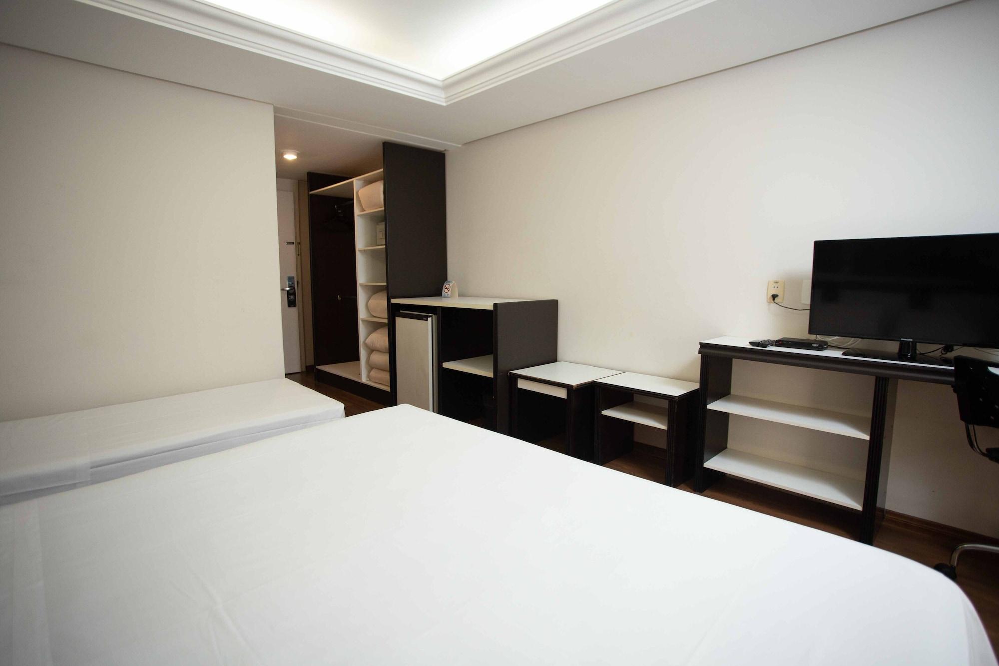 פורטו אלגרה Master Grande Hotel - Proximo Ao Palacio Do Governo מראה חיצוני תמונה